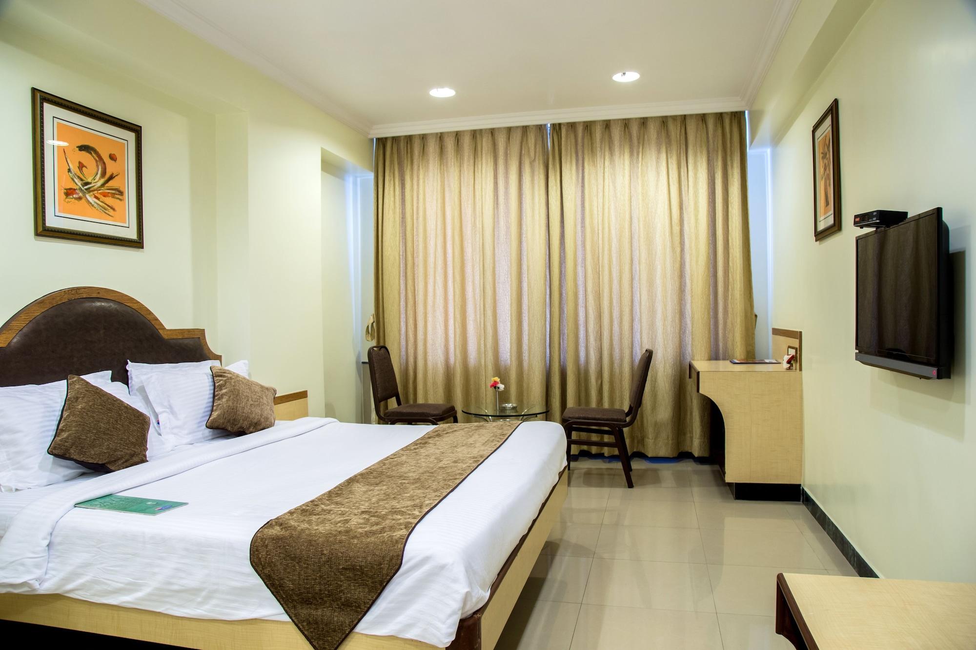 Hotel Tip Top Plaza Thane Ngoại thất bức ảnh