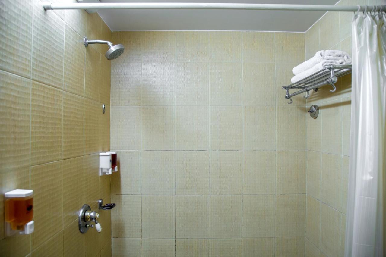 Hotel Tip Top Plaza Thane Ngoại thất bức ảnh