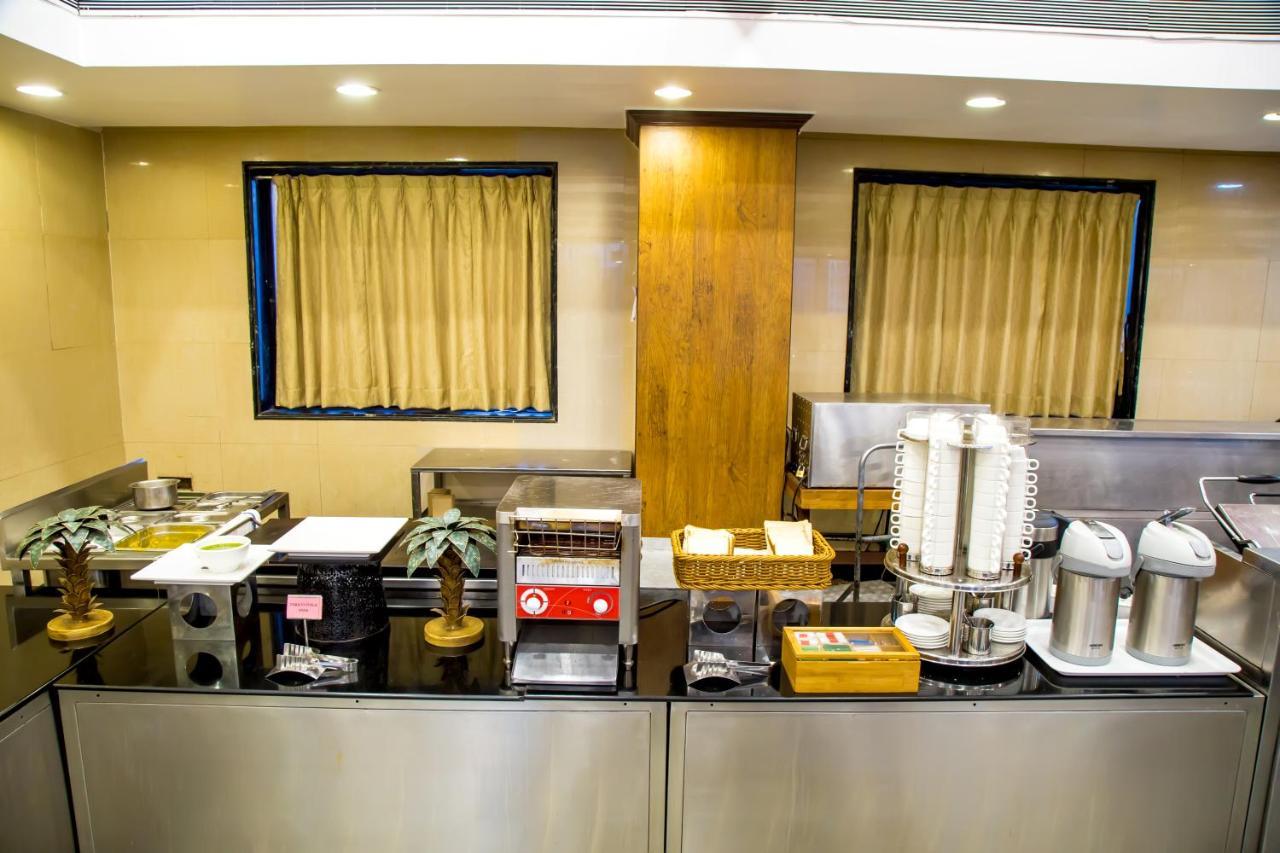 Hotel Tip Top Plaza Thane Ngoại thất bức ảnh