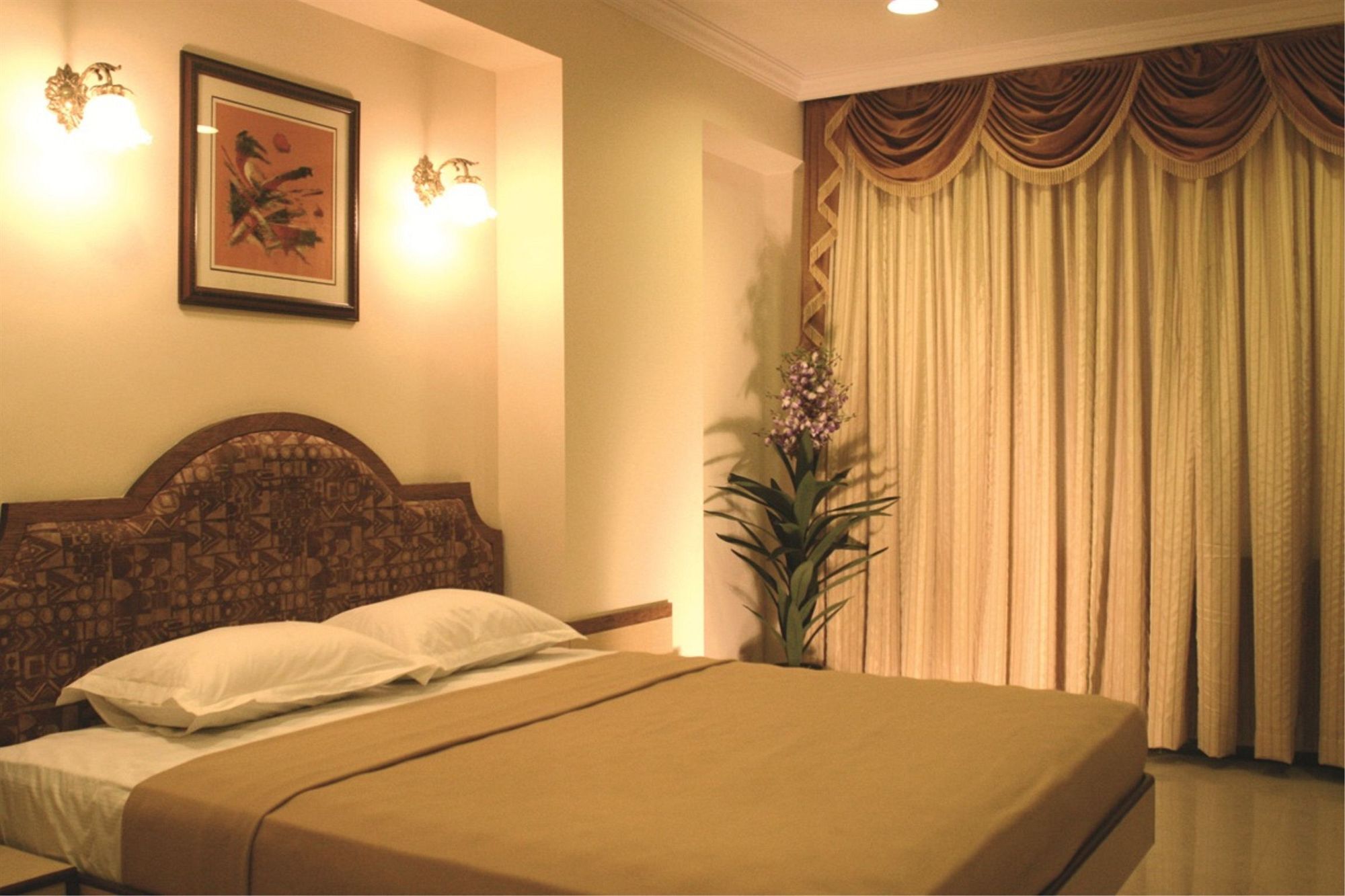 Hotel Tip Top Plaza Thane Ngoại thất bức ảnh