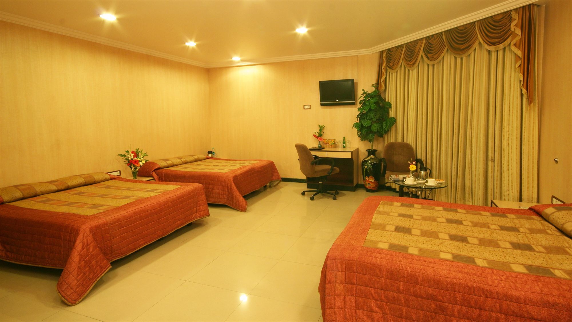 Hotel Tip Top Plaza Thane Ngoại thất bức ảnh